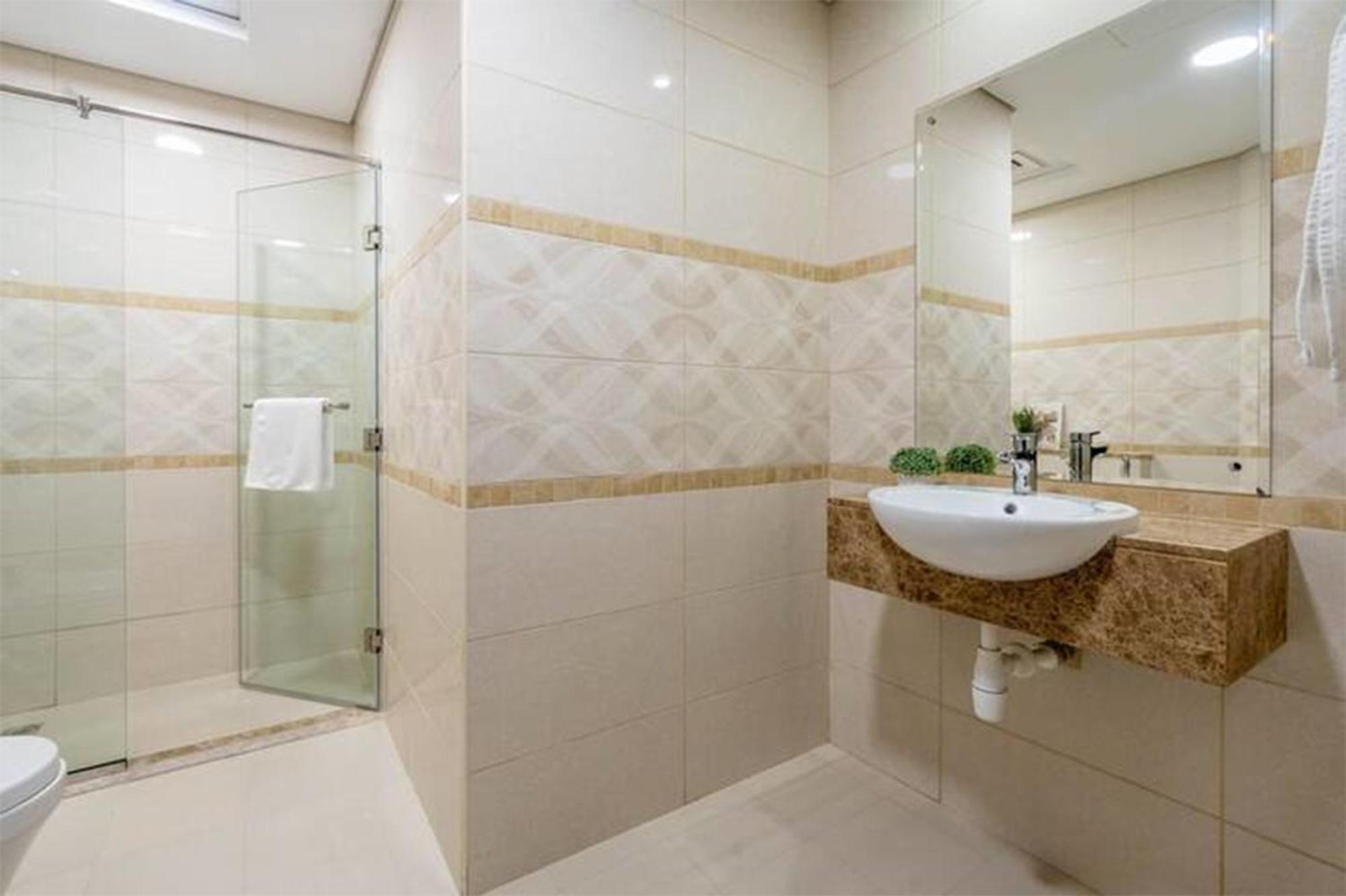 Lux 1br In Court Tower With Partial Sea View Dubai