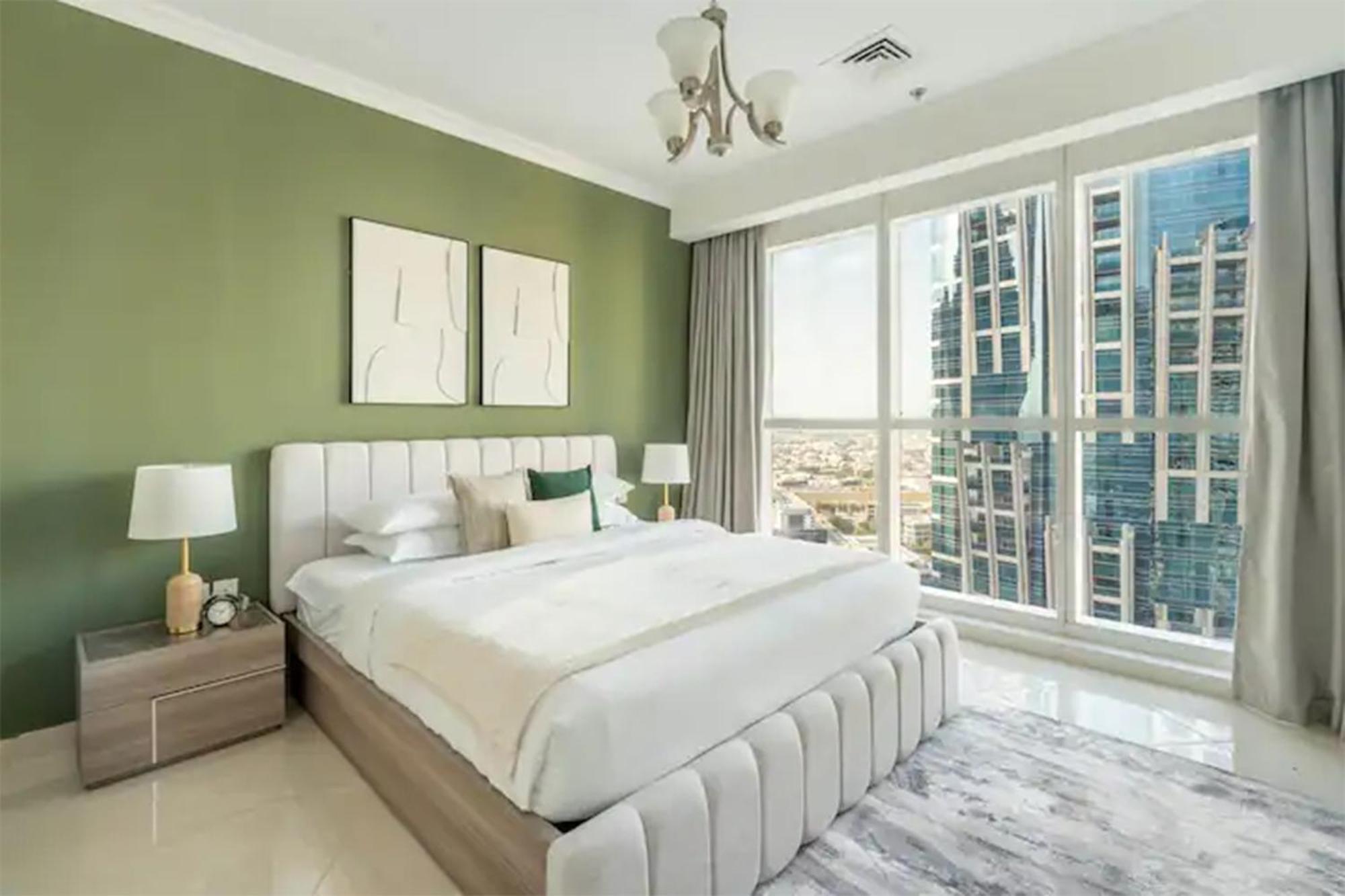 Lux 1br In Court Tower With Partial Sea View *